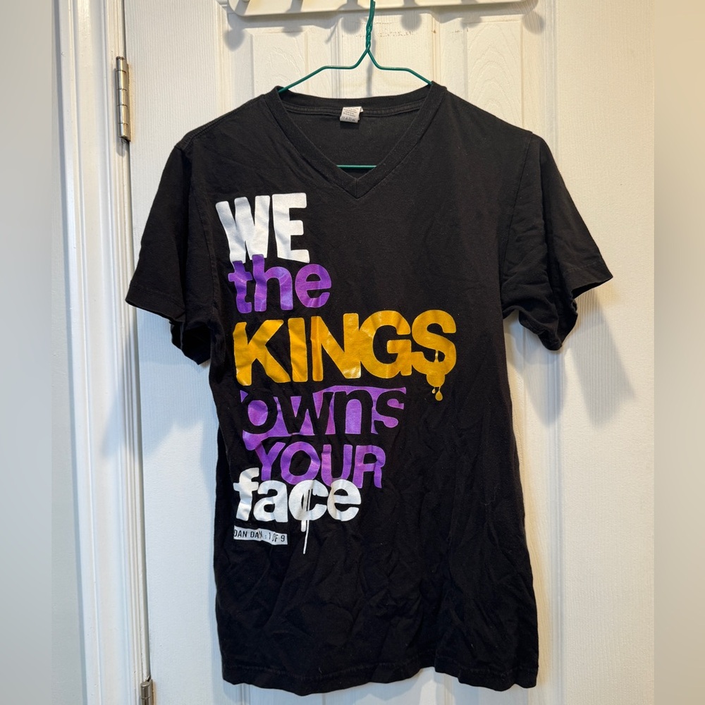 We The Kings Band Tee V Neck (circa 2010s)